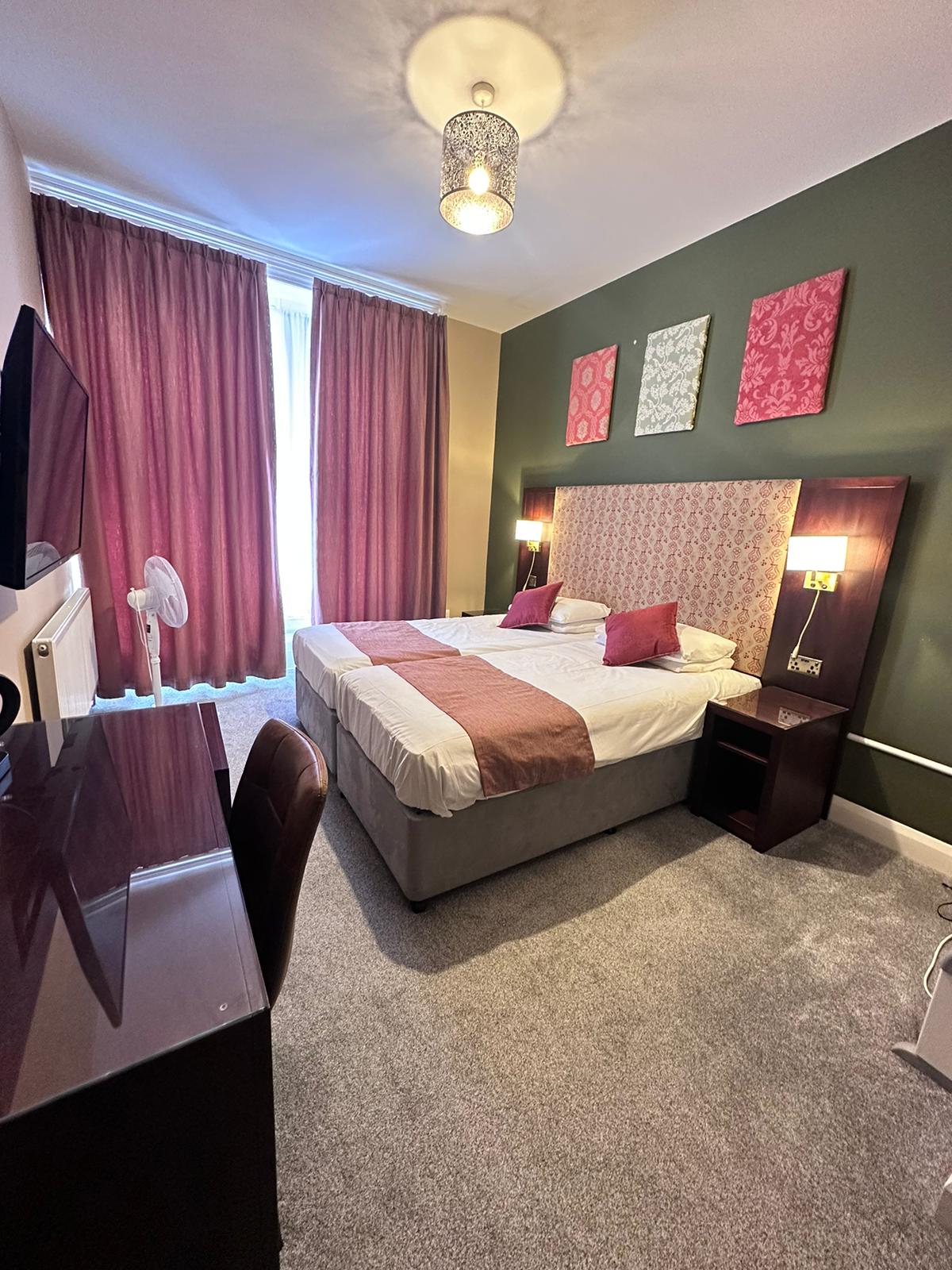 ROOMS IN ACACIA HOTEL